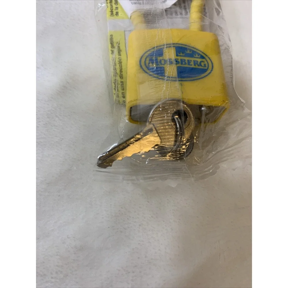 Mossberg Yellow‎ Cable Firearm Safety Lock R10SC3 w/ 2 Keys & Instructions NEW